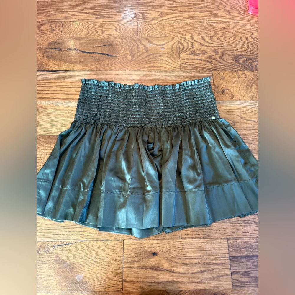 NWT. Natural Life. Daisy Skort. Olive Green. Size Medium. - Picture 2 of 11